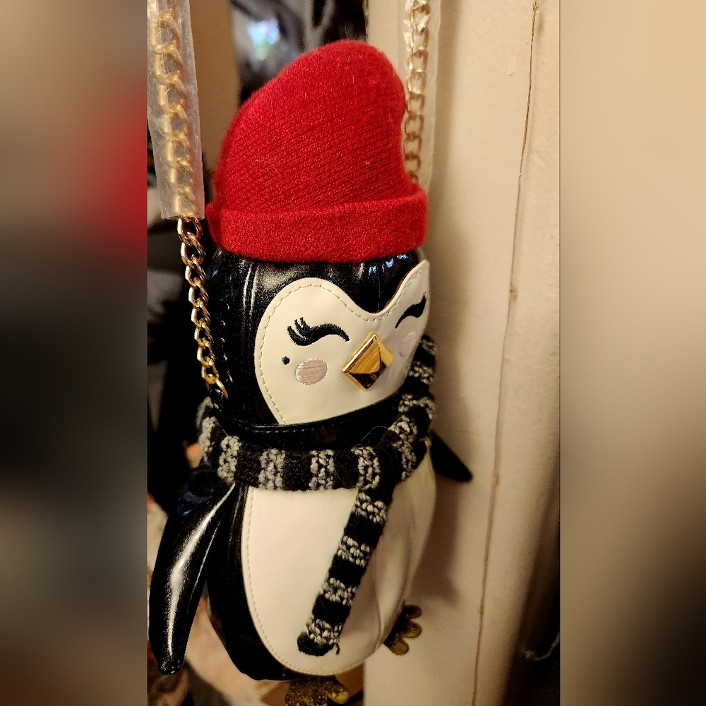 NWT Betsey Johnson Pink and Black Penguin Crossbody Bag